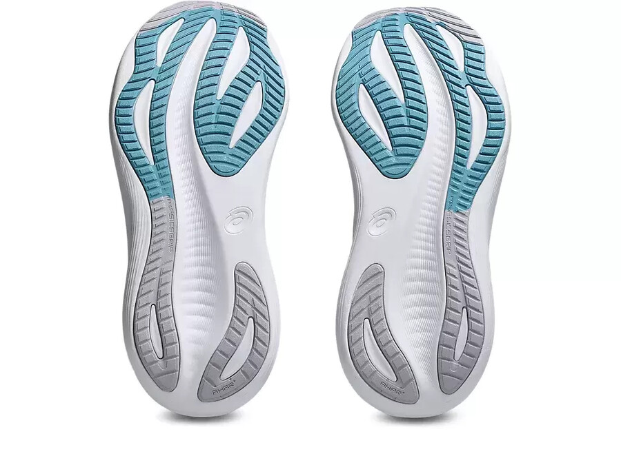 gel-nimbus 27 wide