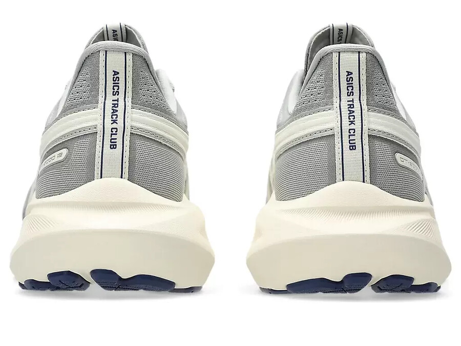 gt-2000 13 asics track club