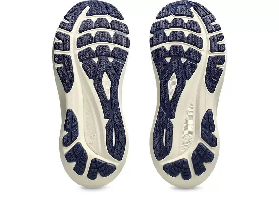 gt-2000 13 asics track club