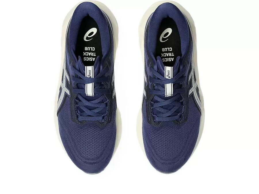 novablast 5 asics track club