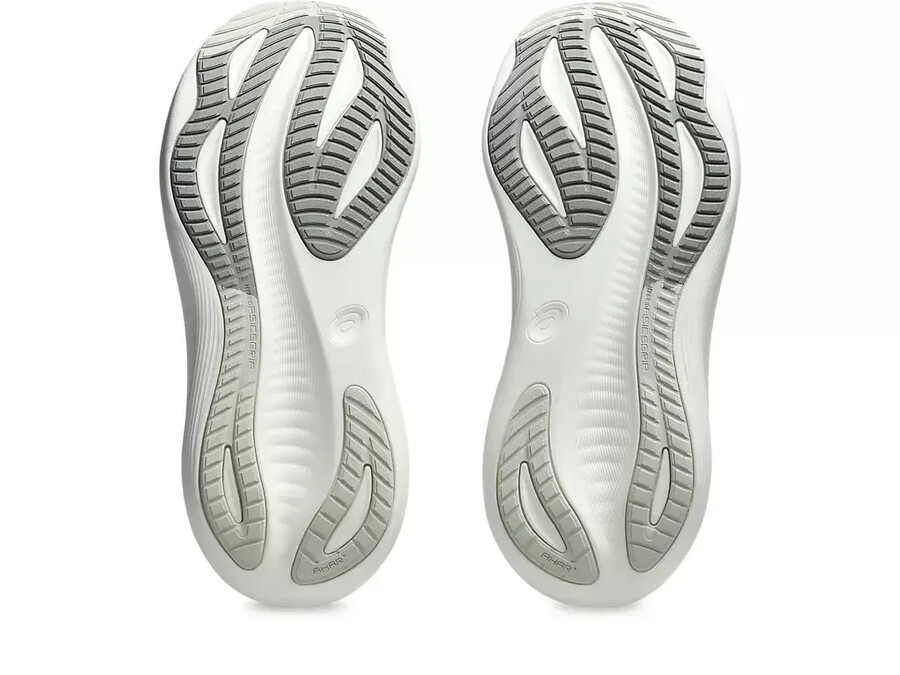 gel-nimbus 27 narrow