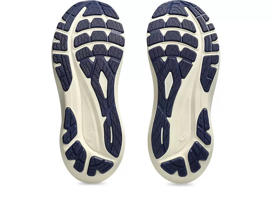 gt-2000 13 asics track club