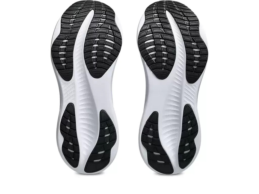 gel-excite 11 extra wide
